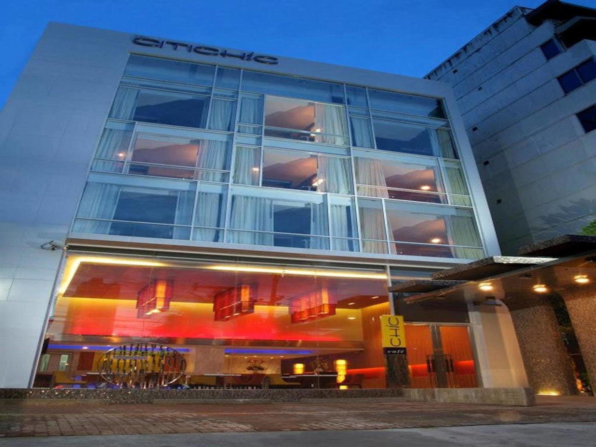 Hotel Citichic Sukhumvit 13 By Compass Hospitality Bangkok Exterior foto